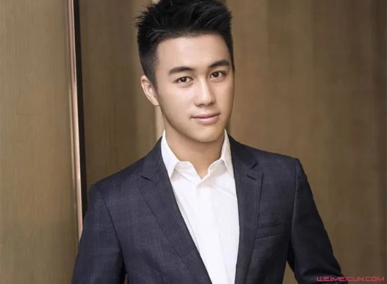 何猷君是什么星座,何猷君星座属于哪个星座