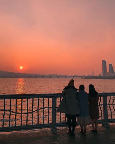 一月二十八生日星座是水瓶座吗，水瓶座特点解析