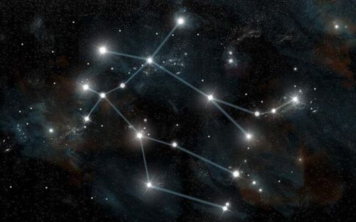 十月份出生的是什么星座（解密十月出生者的星座特点）