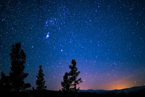 一月26是什么星座（了解一月26日出生的人的星座特征）