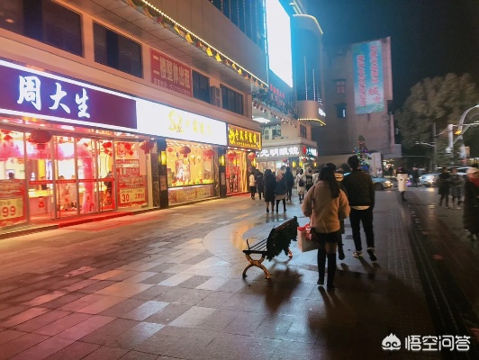 广场边上做什么生意最赚钱 广场上做什么生意火爆