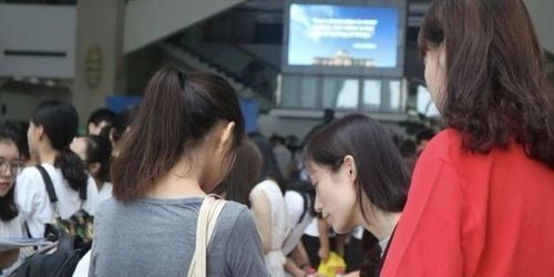 大学游泳馆加盟费多少（了解大学游泳馆加盟费用详情）