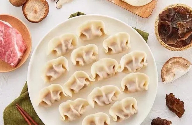 加盟水饺怎么样（加盟水饺店的优势和注意事项）