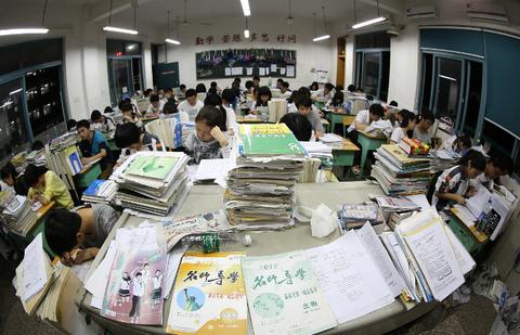 高考完可以做什么赚钱呢 高考完可以干什么工作
