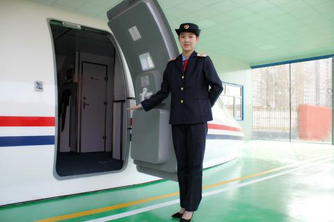 在技校里做什么赚钱多 在技校学什么好找工作