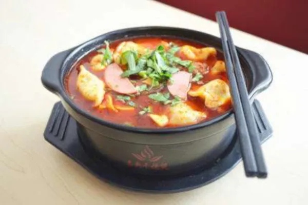 百味砂锅加盟指南（开一家百味砂锅加盟店需要什么）