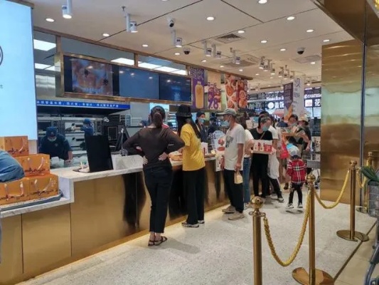 商场里开店做什么最好赚钱 商场开个什么店比较挣钱
