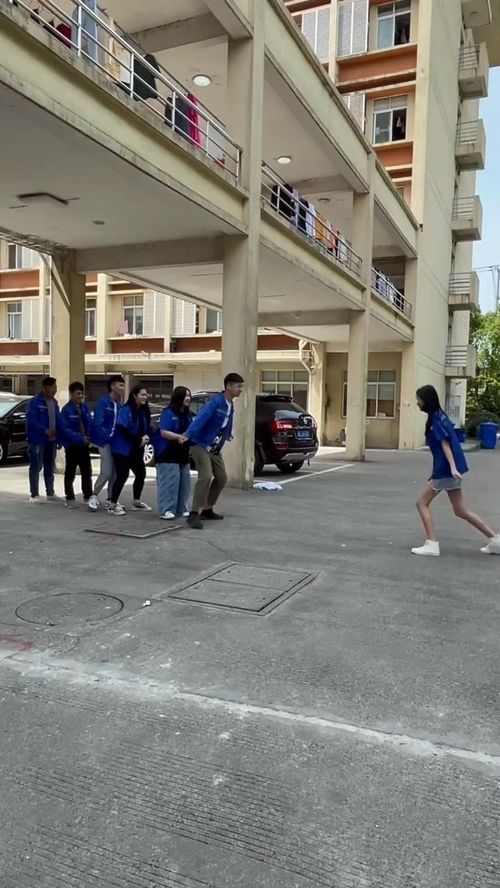 在工厂里做什么最赚钱女生 女生在工厂适合做什么 在工厂里做什么最赚钱女生 女生在工厂适合做什么