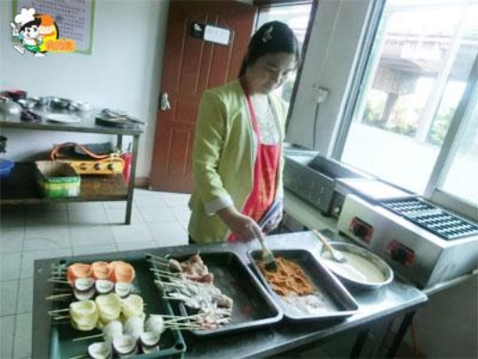 女人做什么小吃店最赚钱