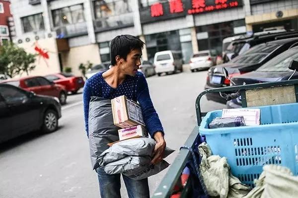 底层人做什么工作可以赚钱 底层人赚钱真的好难
