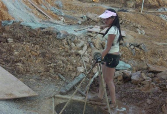 妹子工地工作，探寻高收入职业路径与潜力领域
