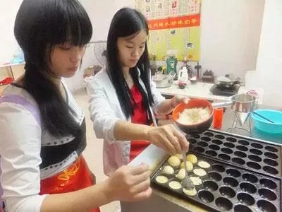 高中生如何凭借小吃创业，快速赚取额外收入