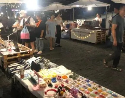 晚上夜市做什么赚钱呢？摆摊视频秘籍全攻略