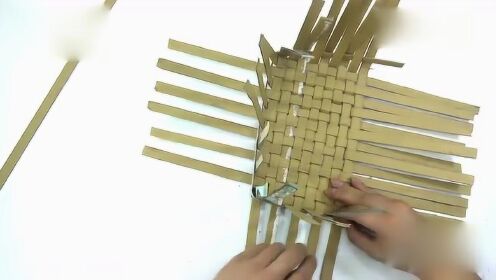 回收纸做什么手工活最赚钱？