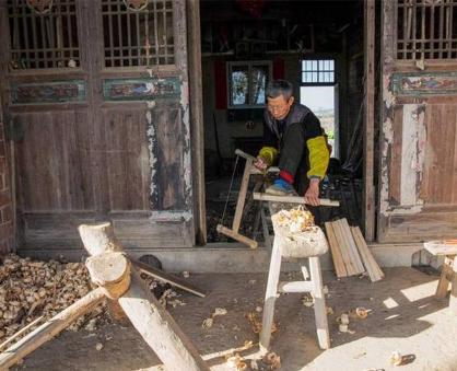 做什么手工卖赚钱比较简单? 做什么手工卖赚钱比较简单?