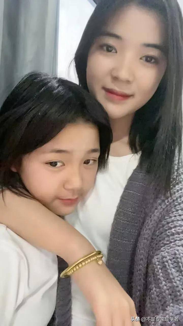 22岁有个女儿，做什么赚钱？