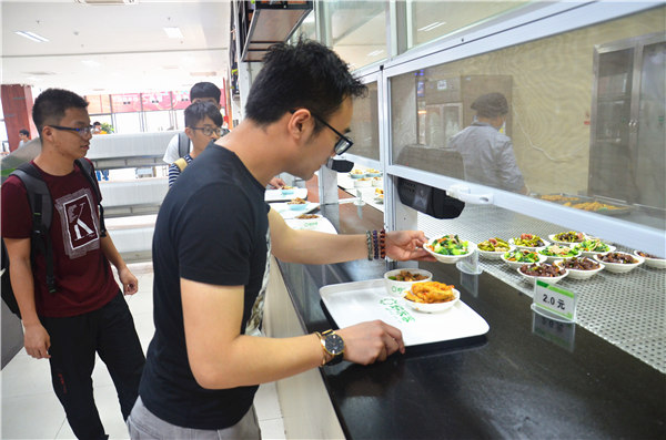 技校食堂档口做什么好赚钱