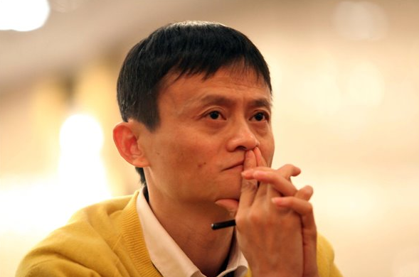 马云在中国做什么赚钱的？