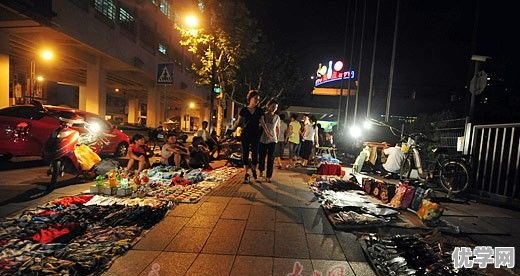 做什么摆摊会赚钱快呢？