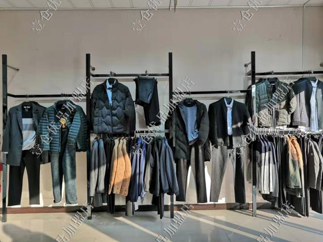江西服装的加盟店费用