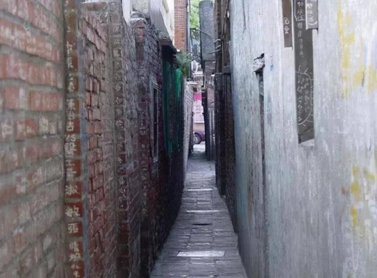 在巷子做什么生意好赚钱 在巷子里的店叫什么名字