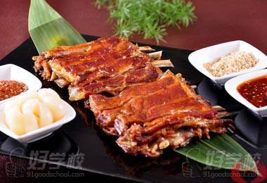 加盟烤羊排店，打造美食新风尚