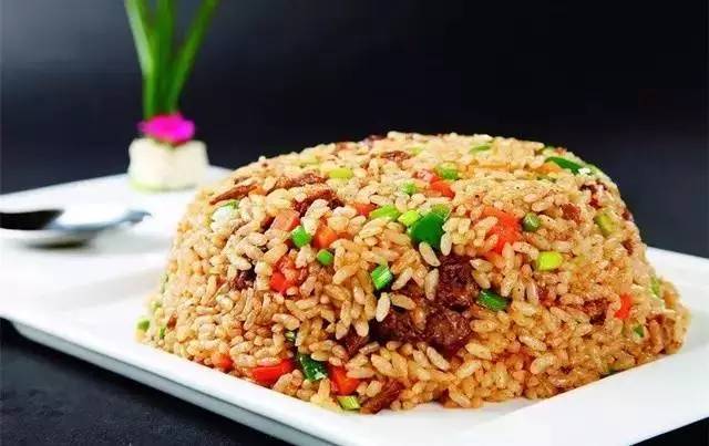 加盟项目会说话的炒饭，让美食与智慧同行
