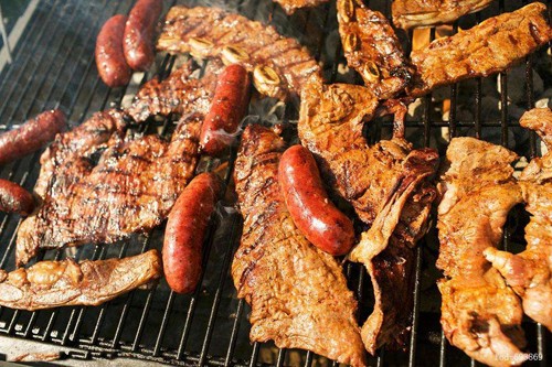 烤肉加盟项目费用多少合适？详细解读加盟烤肉店的资金需求与经营要素
