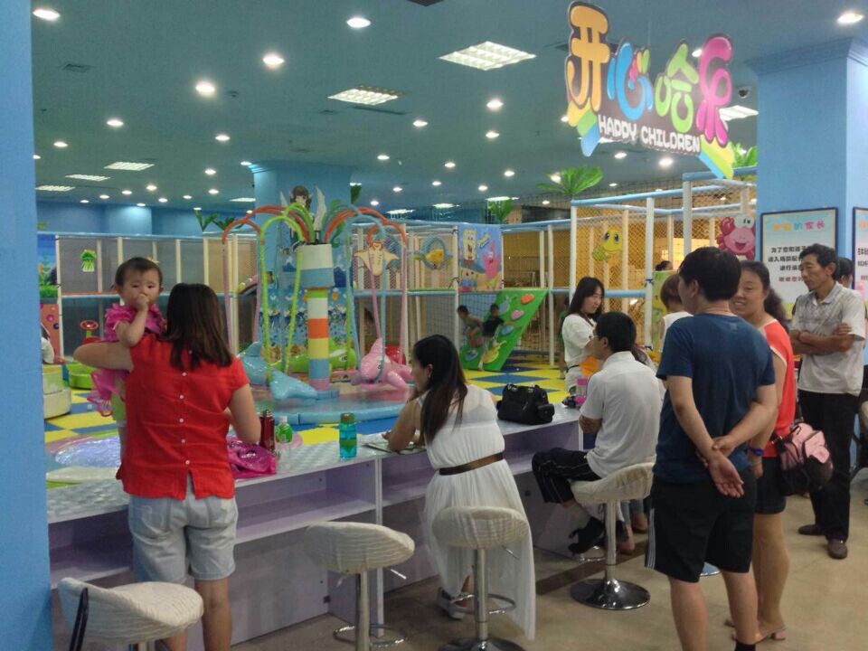 在淮安，儿童项目加盟店正在逐渐受到家长和孩子们的喜爱。这些加盟店结合了教育、娱乐和亲子互动，为孩子们提供了一个快乐、健康、有益的娱乐环境。本文将介绍淮安儿童项目加盟店的特点、优势和发展趋势，帮助家长更好地了解这些场所，并引导孩子们在快乐中学习成长。