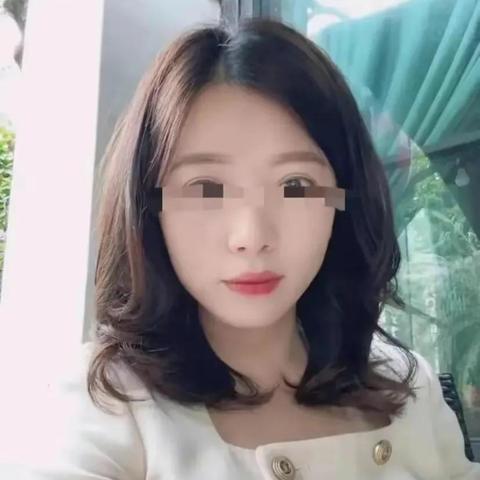 苹果手机老婆实时接收微信聊天记录（今日/知乎） 我用的苹果手机为什么我跟别人微信聊天我老婆也知道