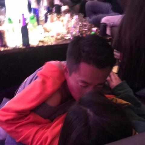 安卓手机男友出轨了怎么能看到微信聊天 出轨男人手机删除不了的证据怎么查对象手机里面的东西