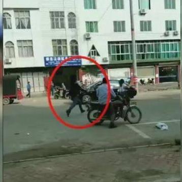 男朋友去警察局查我档案开房记录 派出所的男朋友查我记录