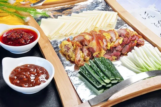 佳木斯熏肉卷饼加盟项目，开启您的美食创业之旅