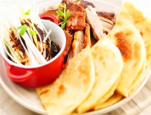 佳木斯熏肉卷饼加盟项目，开启您的美食创业之旅