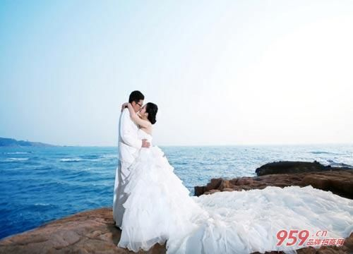 婚纱影楼做什么生意好赚钱 婚纱影楼利润怎么样