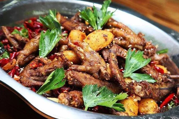 干锅加盟热门品牌解析与选择策略