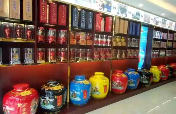 白酒品牌加盟店的选择与运营