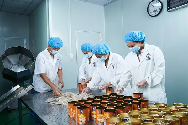 揭秘大牌代工厂背后的零食品牌传奇
