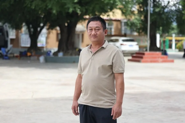 乡村学校校长，如何做好这份充满挑战与爱的职责