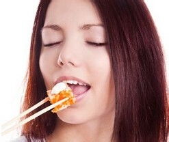 小脸达人必备！盘点适合脸小的人使用的面膜品牌