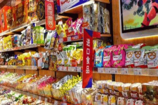 江川零食品牌折扣店，舌尖上的实惠之旅