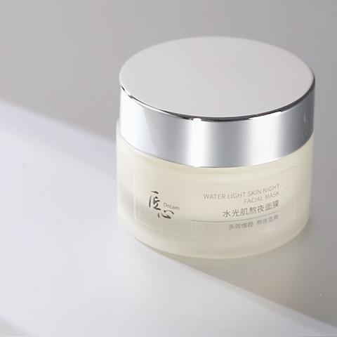 面膜界的美白小能手—盘点几款祛黄提亮面膜品牌及使用心得