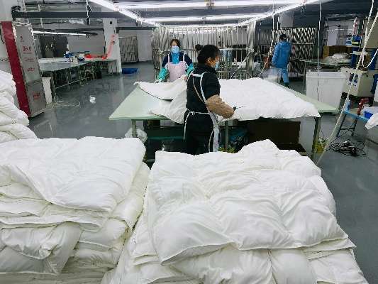探寻安化鸭绒被加工厂家的秘密之旅