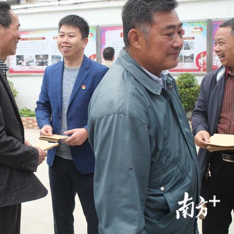 乡村振兴路上的合格党员—如何发挥先锋模范作用