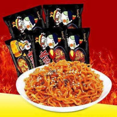 网吧里的零食江湖，盘点那些让人欲罢不能的品牌与美味