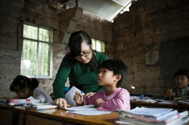 如何成为一名幸福的乡村教师—心路历程与实用建议