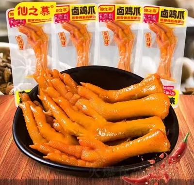 盘点卤鸡爪零食界的美味排行榜，让你一尝倾心！