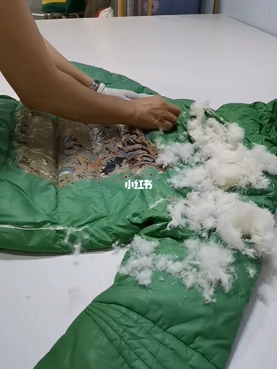 旧羽绒服变新宠—揭秘旧羽绒服制作鸭绒被的保暖秘籍