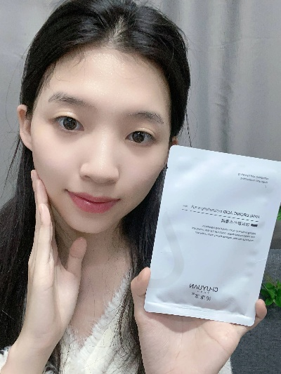 补水神器！盘点那些让年轻女生爱不释手的补水面膜套装品牌