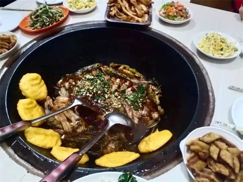 俄罗斯乡村铁锅炖，一顿暖心的家常美味